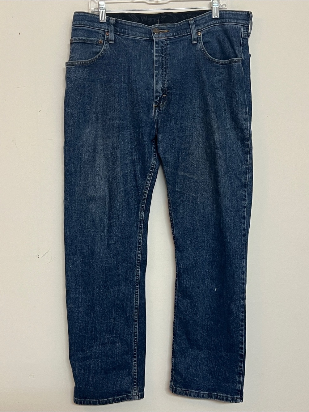 🌞 Wrangler Dark Blue Straight-Leg durable Jeans men size 36”w x 30”l